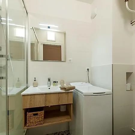 Hotel Neuf Climatise Petite Vue A Pieds - Ted 3*